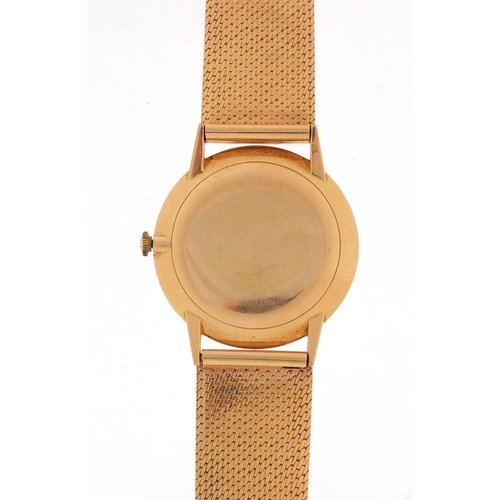 668 - Gentleman's 18ct gold Universal Genève Vanguard 1107 wristwatch with unmarked gold strap (tests as 1... 