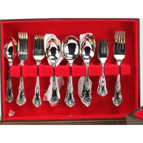 2177 - Twelve place canteen of silver plated cutlery, 37cm wide