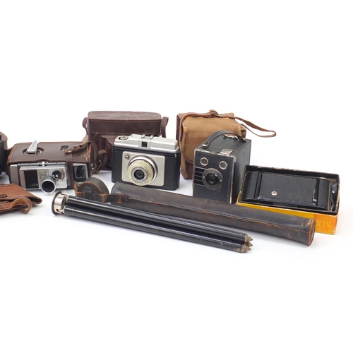 836 - Vintage cameras and accessories including Delmonta, Ilford and Bell & Howell