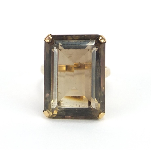 2668 - Large 9ct gold smoky quartz ring, size M, approximate weight 10.0g