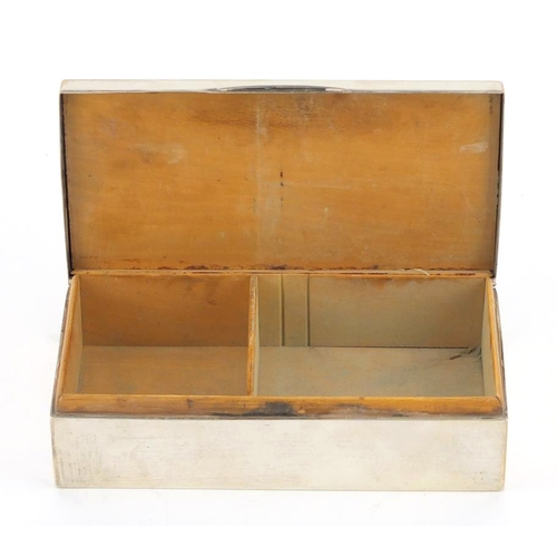 523 - Arts & Crafts rectangular silver cigar box, by Deakin & Francis Ltd Birmingham 1913, 18cm wide, appr... 