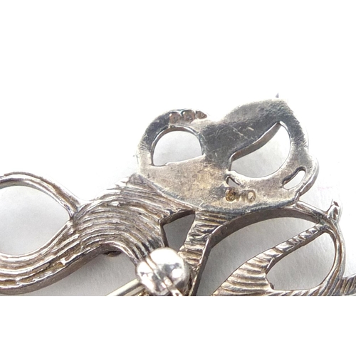 368 - Scottish Iona silver serpent brooch, stamped OMG, 5cm in length, approximate weight 10.5g