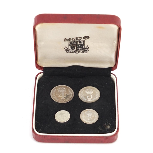 2555 - Elizabeth II 1970 Maundy coin set with case