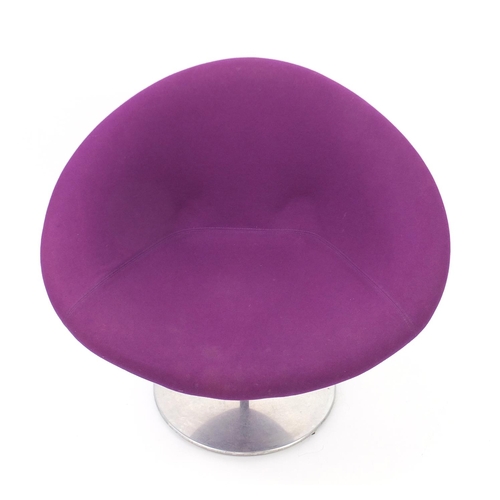 2079 - Artifort Globe lounge chair designed by Pierre Paulin, label to the underside, 77cm high