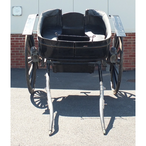 2001 - Horse drawn cart with two carriage lanterns, 135cm High, 170cm wide, 315cm long, including poles. Th... 