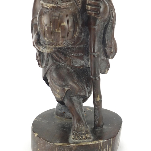 2275 - Chinese root carving of a fisherman, 41cm high