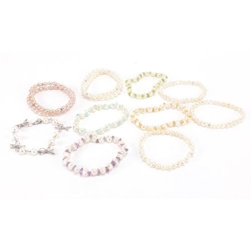 362 - Ten freshwater pearl bracelets