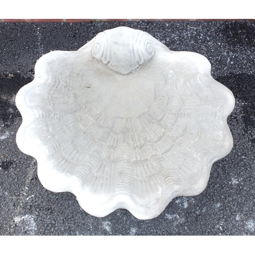 209 - Stoneware garden shell-shaped bird bath 39cm H