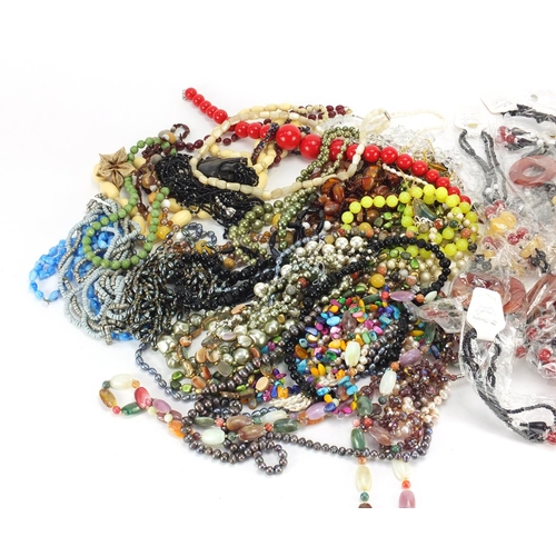 678 - Large selection of costume jewellery necklaces
