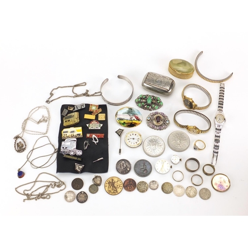 658 - Costume jewellery and coinage including some silver, enamelled badges, necklace and brooches