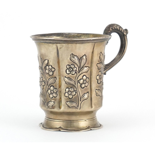 772 - Victorian silver Christening cup embossed with flowers, by John Evans II, London 1840, 8.5cm high, 1... 
