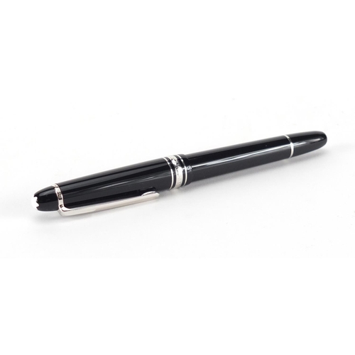 9 - Montblanc Frederic Chopin platinum line  fountain pen with 14k gold nib and fitted case, serial numb... 