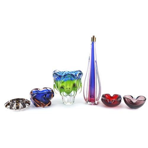 2447 - Colourful glassware including a Czech vase by Josef Hospodka and an Art Deco dish, the largest 37cm ... 