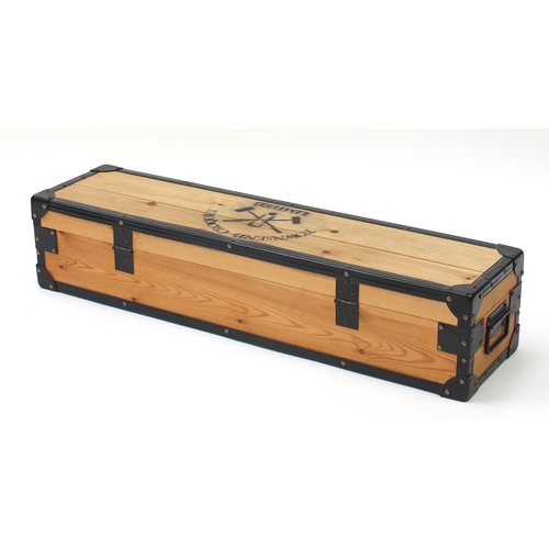 2123 - Townsend croquet set with pine case, the case 107.5cm wide
