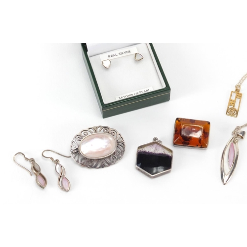 644 - Mostly silver jewellery and a 9ct gold necklace, including earrings