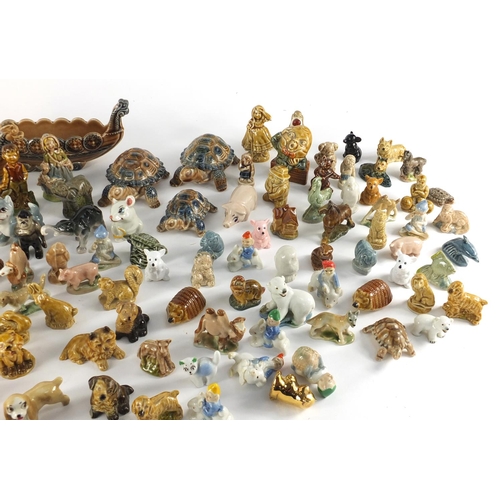 353 - Large collection of mostly Wade Whimsies, tortoises and Natwest pig including a gingerbread man