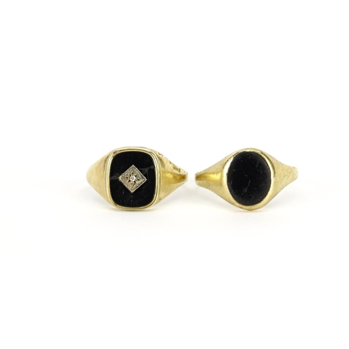 2698 - Two 9ct gold black onyx signet rings, sizes V and Y, 5.8g
