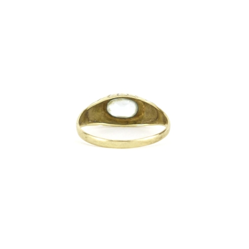 2899 - 9ct gold blue stone ring, size M, 1.7g