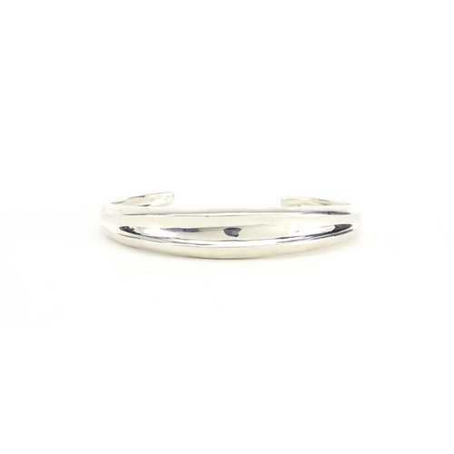 2727 - Mappin & Webb silver bangle, with box, 7cm wide, 29.6g