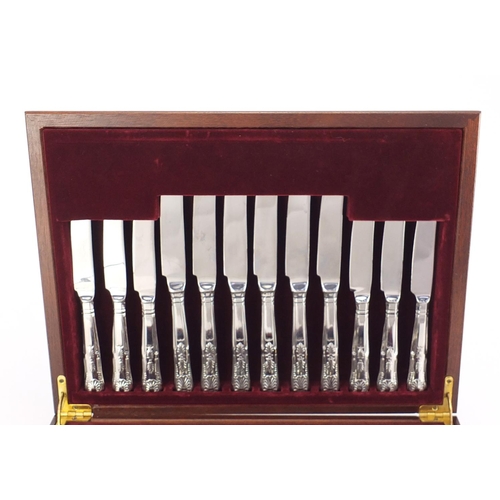 2292 - Six place mahogany canteen of stainless steel cutlery, 39cm wide
