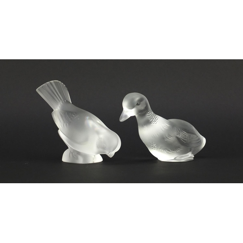 672 - Lalique frosted glass paperweight and a Baccarat frosted duck paperweight, marks to the base, the la... 