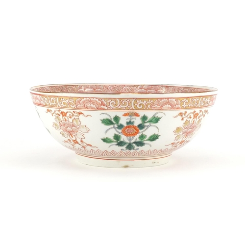 401 - Chinese porcelain bowl, hand painted with flowers, 25.5cm in diameter