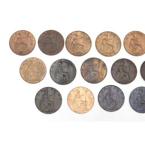 246 - Fifteen George V farthings comprising dates 1912, 1913, 1914, 1914, 1915, 1916, 1917, 1918, 1919, 19... 