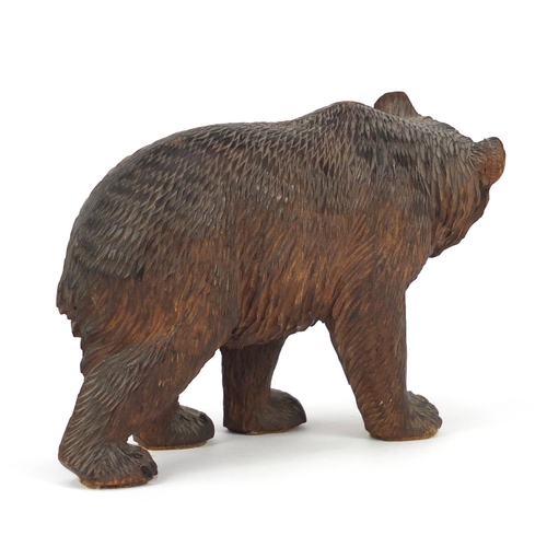 41 - Black Forest carved wood bear, 21cm in length