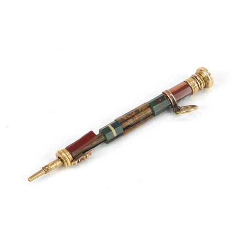 11 - 19th century unmarked gold and agate propelling pencil, 6.5cm in length when closed
