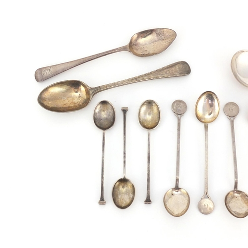 2608 - Georgian and later silver spoons, various hallmarks, the largest 14cm in length, 160.2g