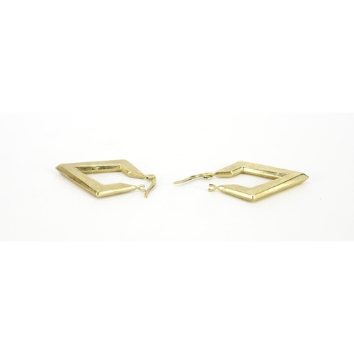2846 - Pair of 9ct gold diamond shape earrings, 3.5cm in length, 2.0g