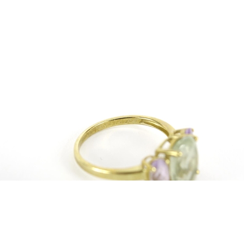 2720 - 9ct gold green and purple stone ring, size T, 3.4g
