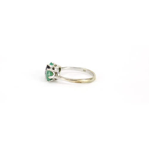 2714 - 9ct white gold sapphire and green stone ring, size P, 3.1g