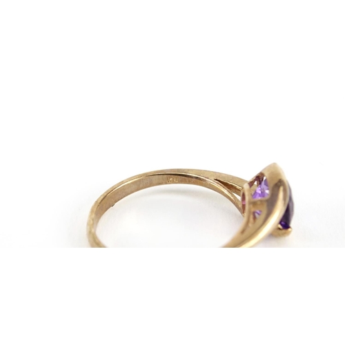 2931 - 9ct rose gold amethyst crossover ring, size T, 3.4g