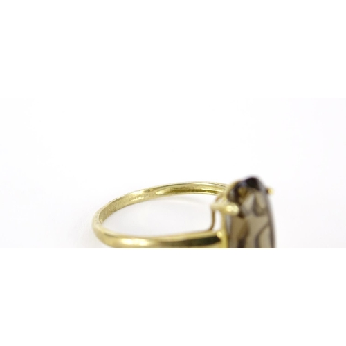 2918 - 9ct gold smoky quartz ring, size U, 2.7g