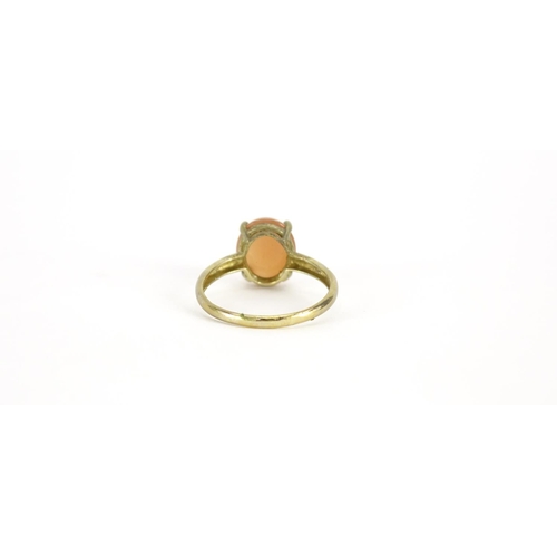 2836 - 9ct gold cabochon carnelian ring, size U, 3.1g
