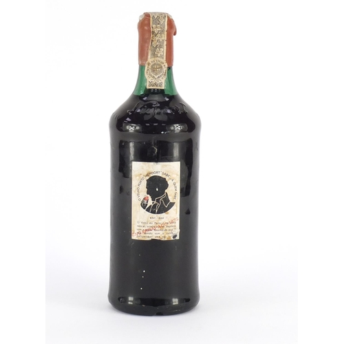 2262 - Bottle of 1952 Colheita port