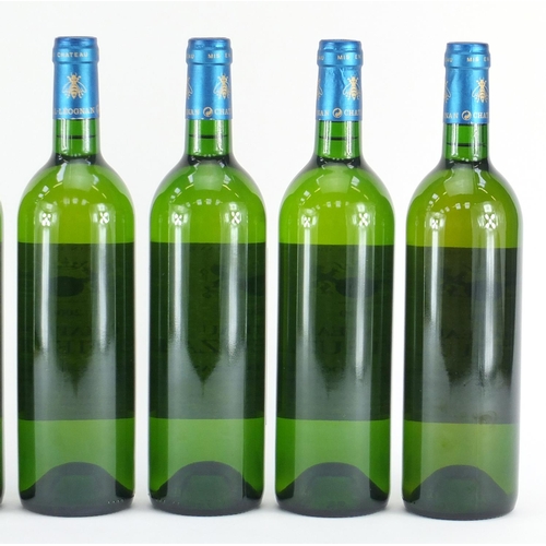 2271 - Six bottles of 2000 Chateau de Fieuzal Pessac-Léognan white wine