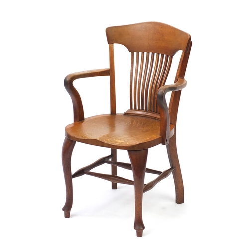 2069 - Oak open armchair, 92cm high