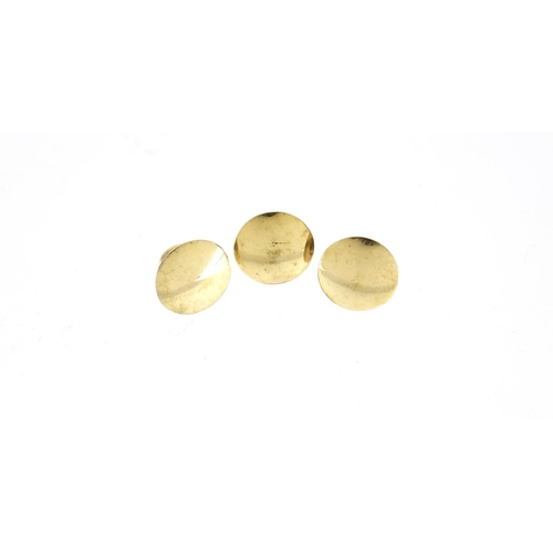 2805 - Three 9ct gold studs, 1.1cm in diameter, 3.6g