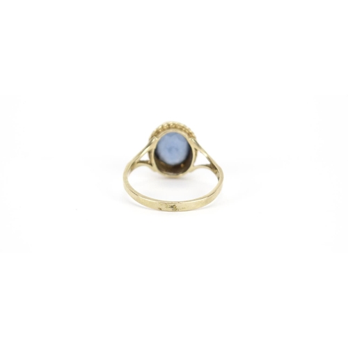 2920 - 9ct gold blue stone solitaire ring, size N, 2.7g