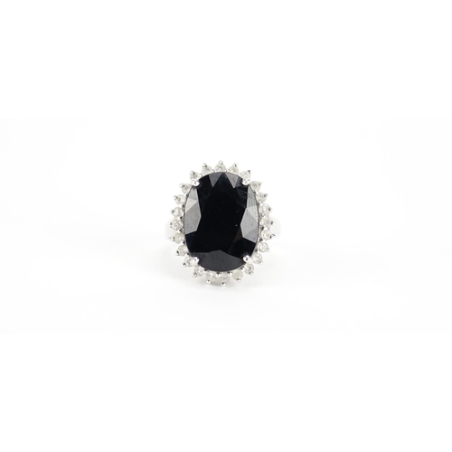 2866 - 9ct white gold black and clear stone ring, size N, 6.7g