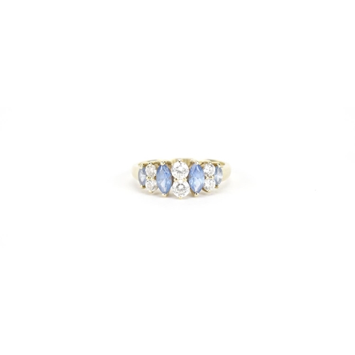 2728 - 14ct gold blue and clear stone ring, size M, 2.8g