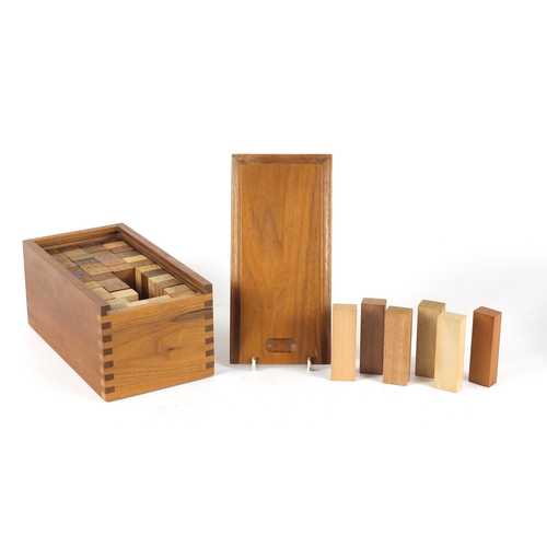 111 - Selection of wood specimens with wooden case