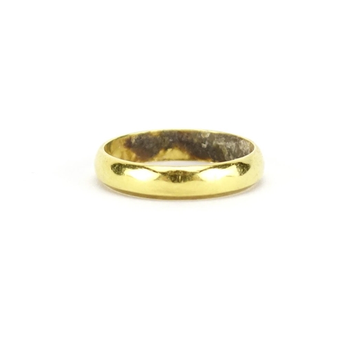 2353 - 22ct gold wedding band, size M, 4.0g