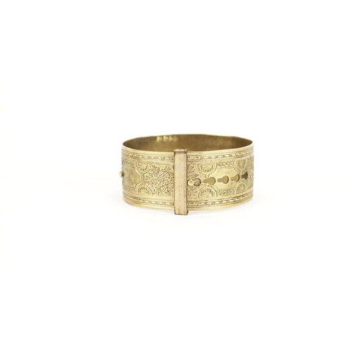 2383 - Victorian 9ct gold front and back belt buckle bracelet, 5.5cm in diameter, 32.0g