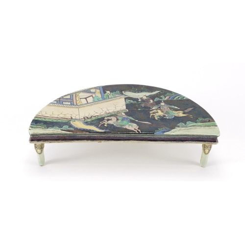 422 - Good Chinese porcelain half moon stand, hand painted in the famille verte palette with warriors on h... 