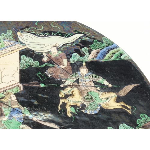 422 - Good Chinese porcelain half moon stand, hand painted in the famille verte palette with warriors on h... 