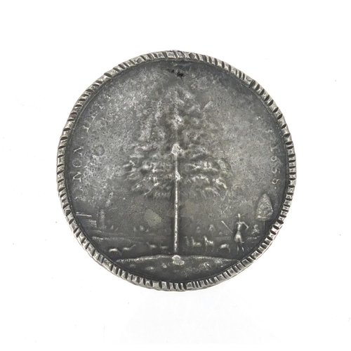 262 - Oliver Cromwell commemorative medallion