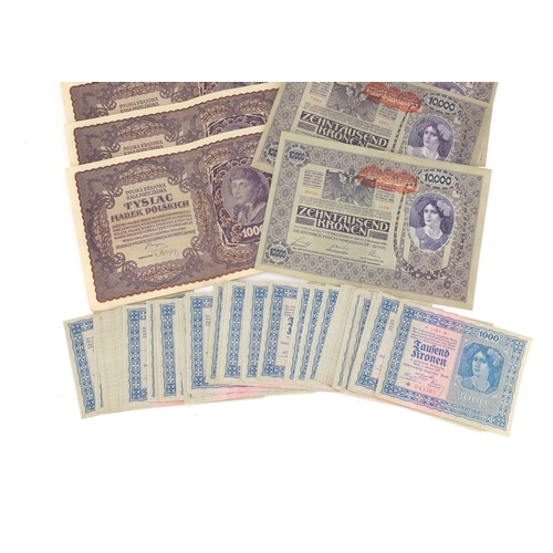 261 - Polish and Austrian banknotes including a large collection of one thousand kronen with mostly consec... 